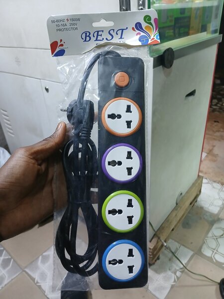 Multiprise avec Protection Surtension