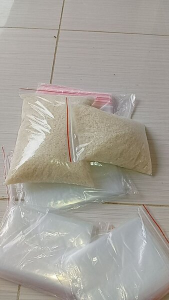 Sachets refermables transparents