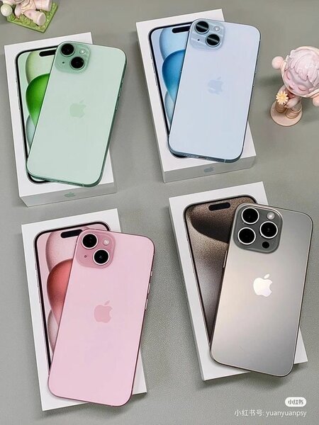 iPhone 14  Couleurs Variées