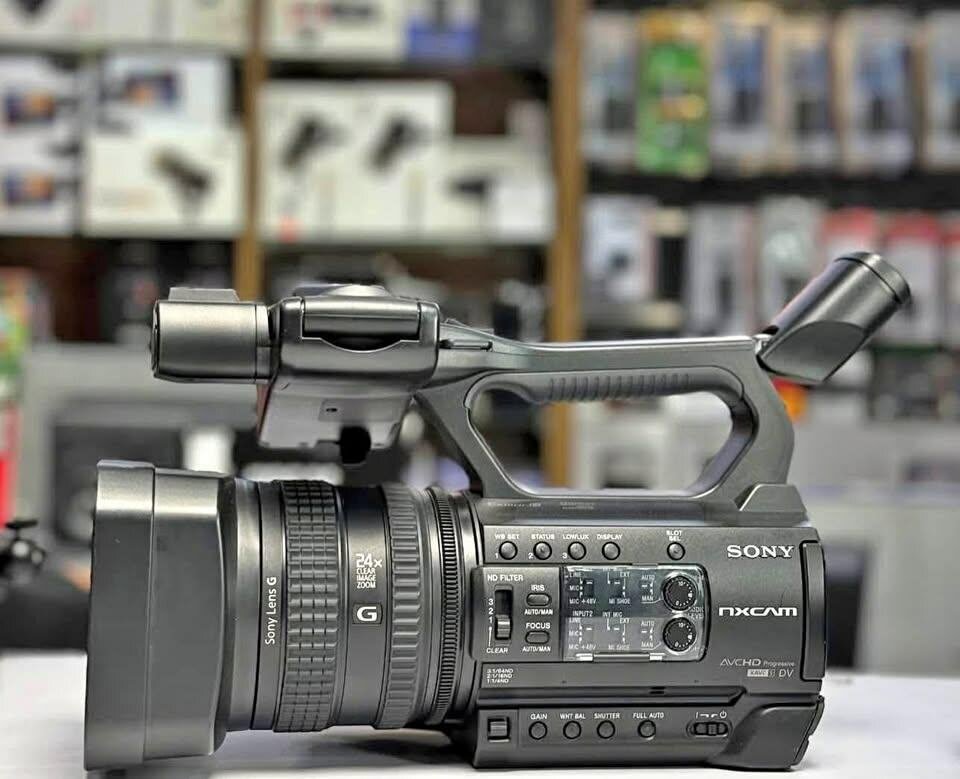 Caméscope Sony NX100 HD