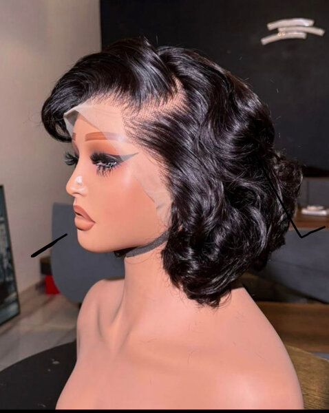 Perruque coupe bouclés