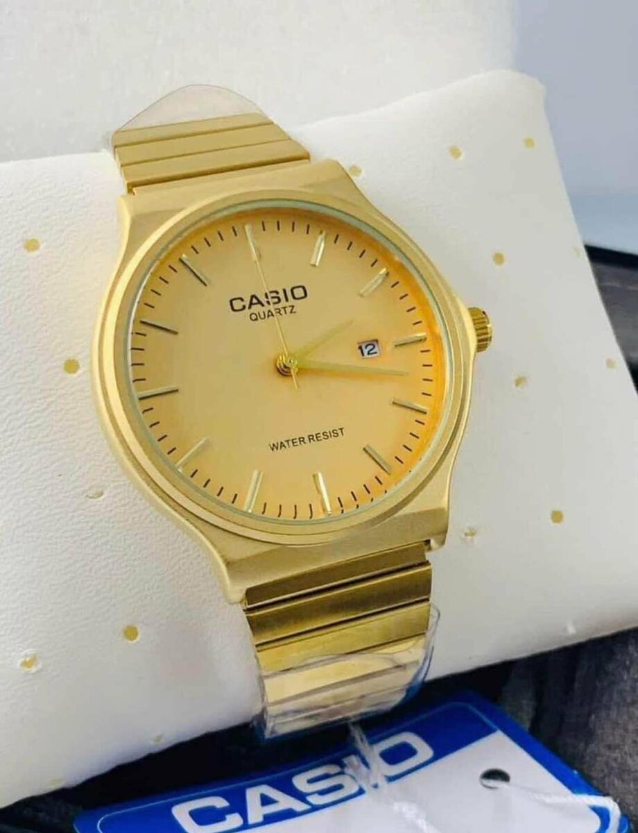 Montre casio mixte avec le coffret