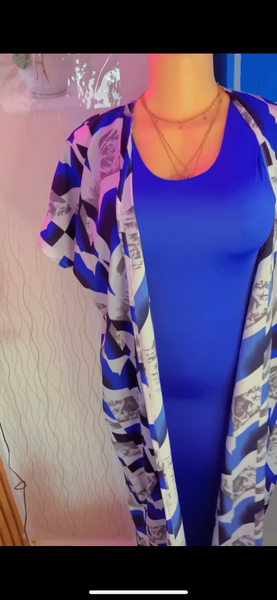 Robe bleue élégante