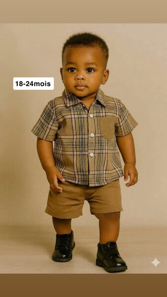 Tenue Enfant à Carreaux Élégante