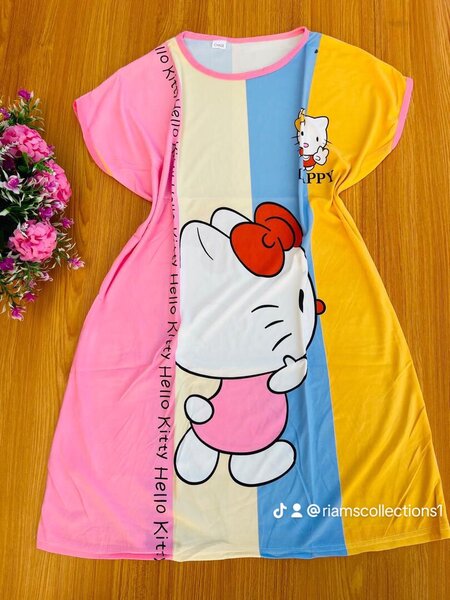 Long cartoon night wear