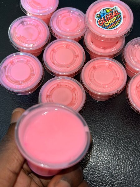 CRÈMES LÈVRES ROSES