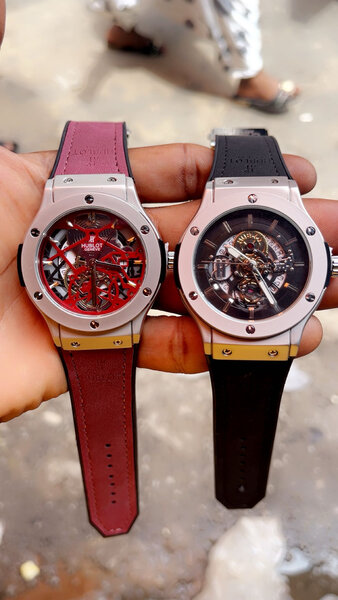 Montres Skeleton élégantes