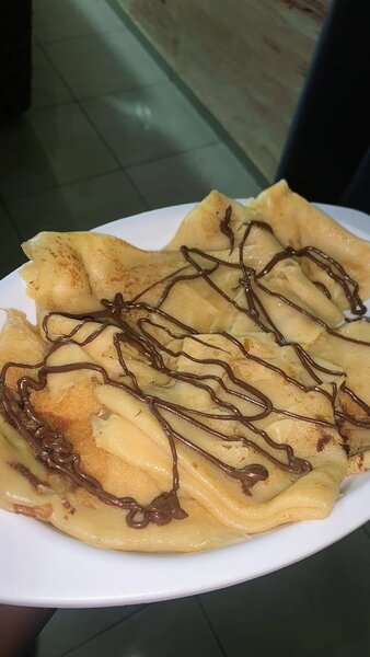 Delicious Nutella Crepes