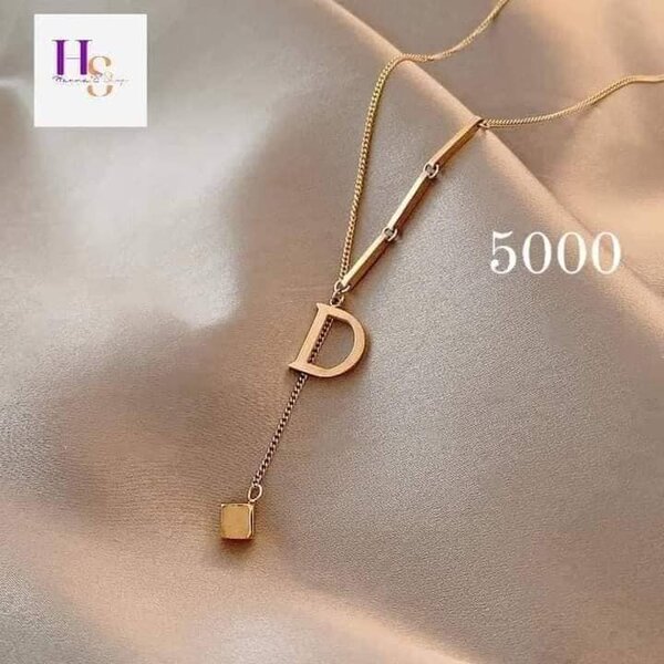 chaîne avec pendentif