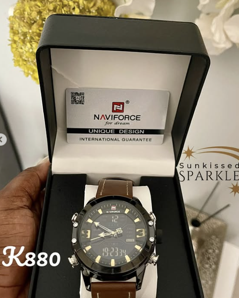 Upgrade your time piece collection with these amazing pieces😍. Perfect for gifting yourself and your loved ones❤️