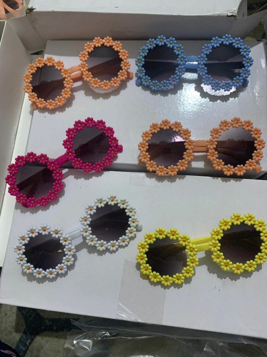 Lunettes de soleil fleurs enfant