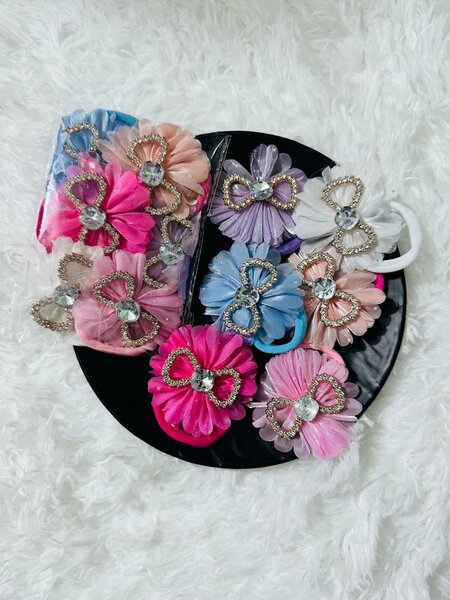 Lot de pompons à cheveux