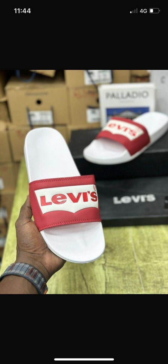 Sandales Levi's tendance unisexes