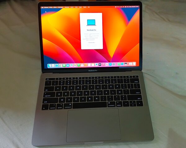MacBook Pro 13" Retina