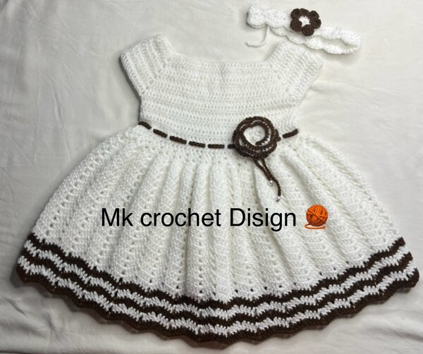 Robe en crochet enfant