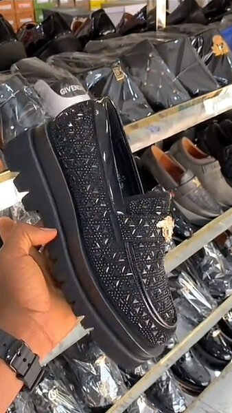 Chaussures Mocassins en Cuir Noir