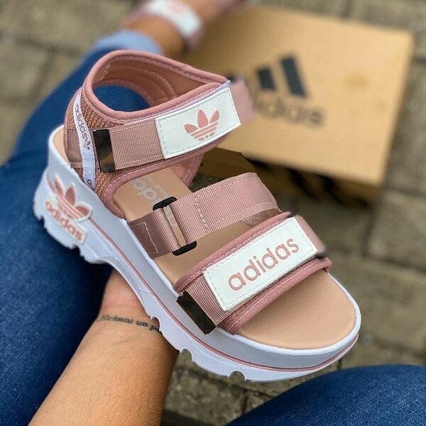 Ladies sandals