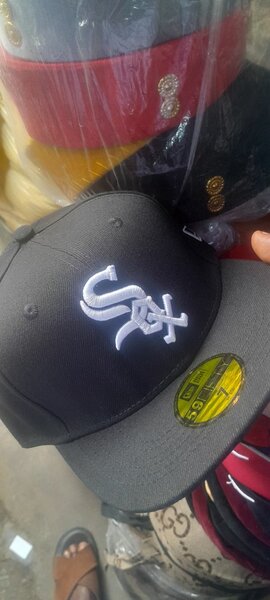 Casquette noire sportive