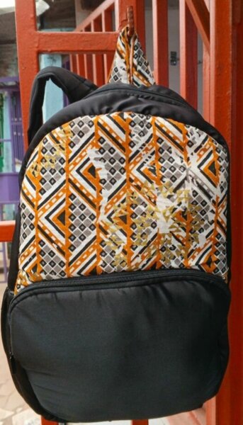 Sac à dos ethnique moderne