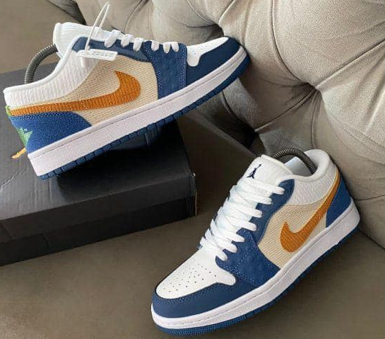 baskets Nike bleu