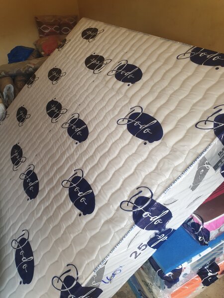 Matelas Confortable 25cm