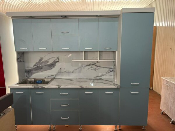 Кухонный горнитур