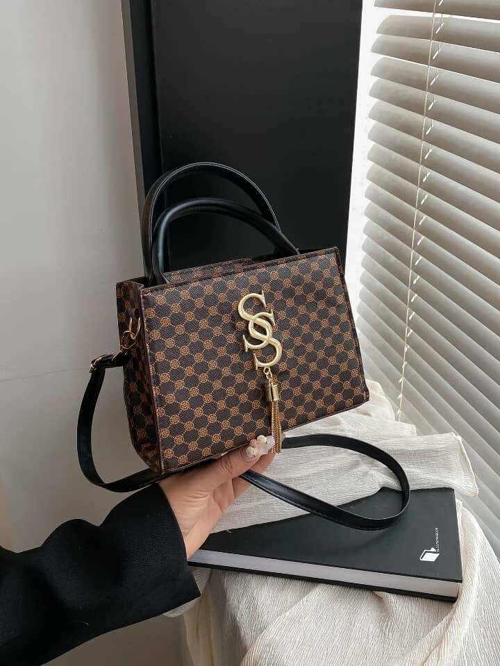 Sac à main élégant motif floral