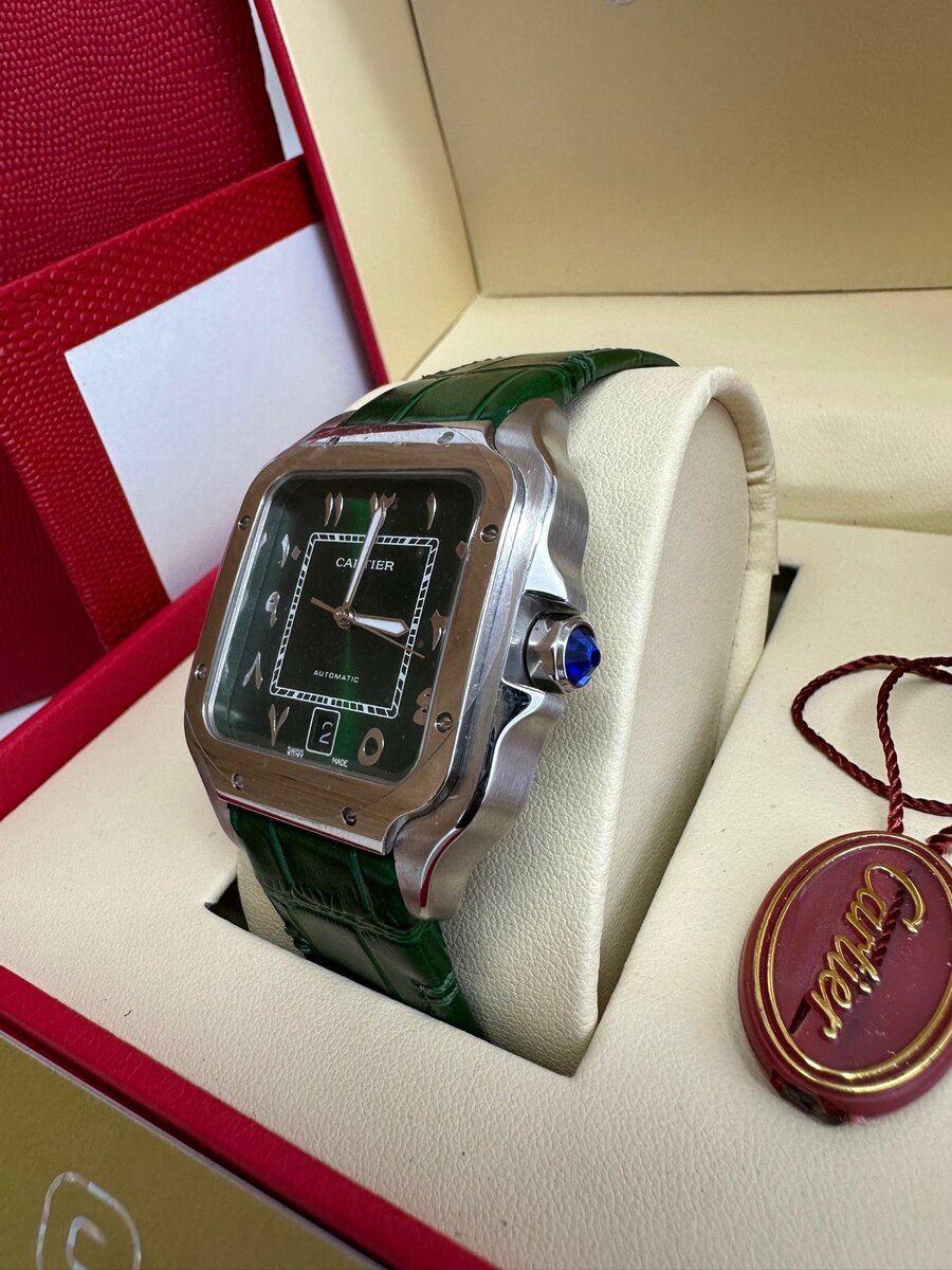 Iconic Mens Leather Cartier Santos Watch