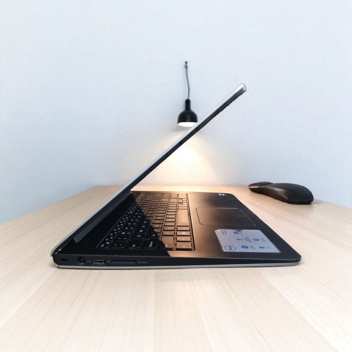 Dell Laptop AMD Ryzen