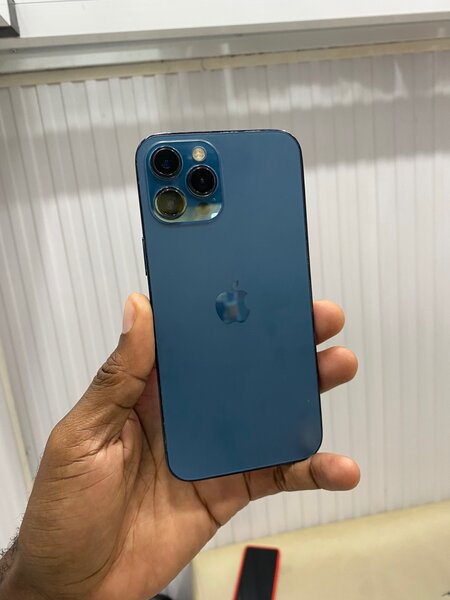 iphone 12ProMax 128Go