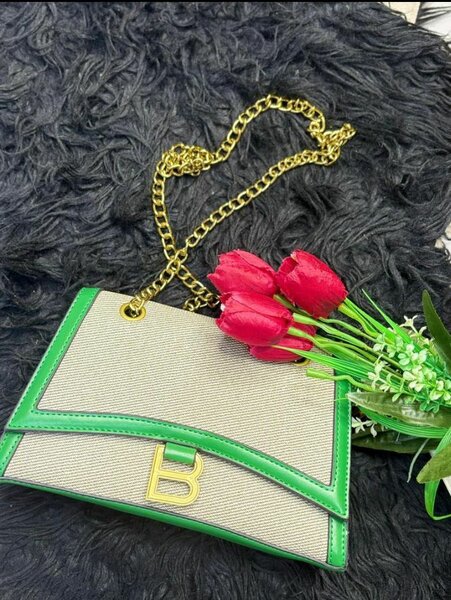 Sac à chaîne élégant femme