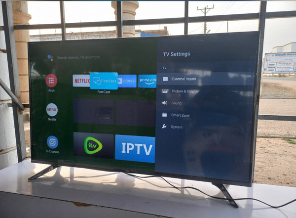 TCL Smart TV - 43" - Andriod