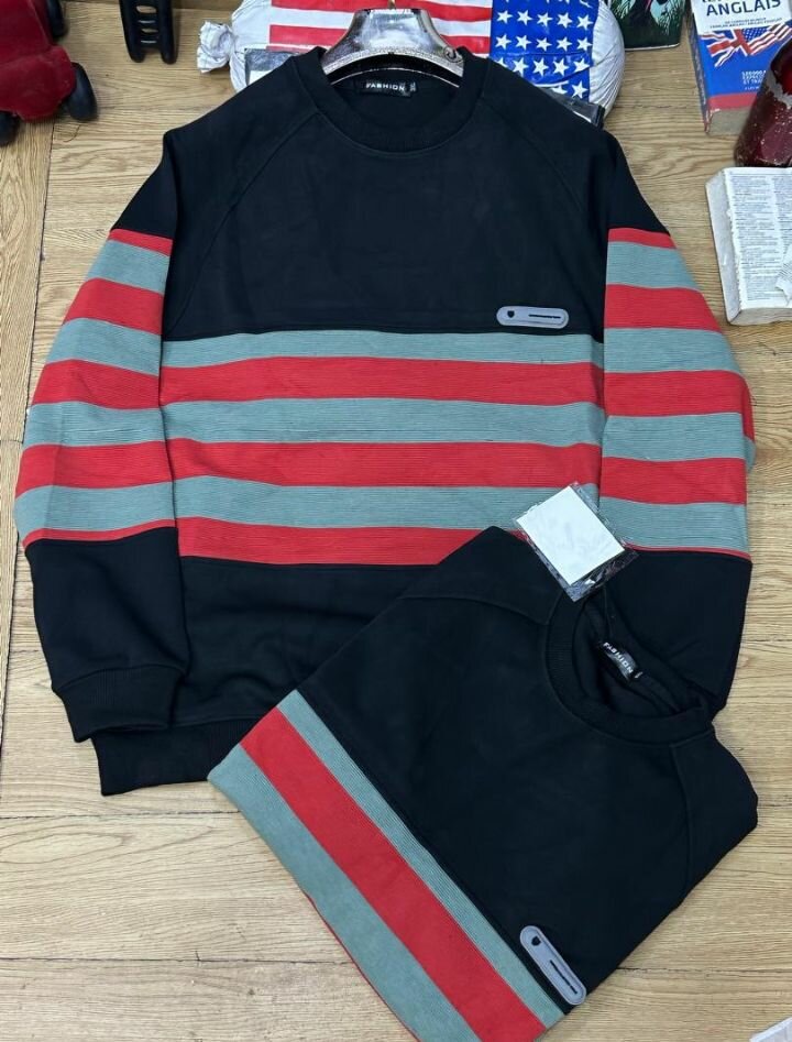 Sleeve Button V Nerk Sweater