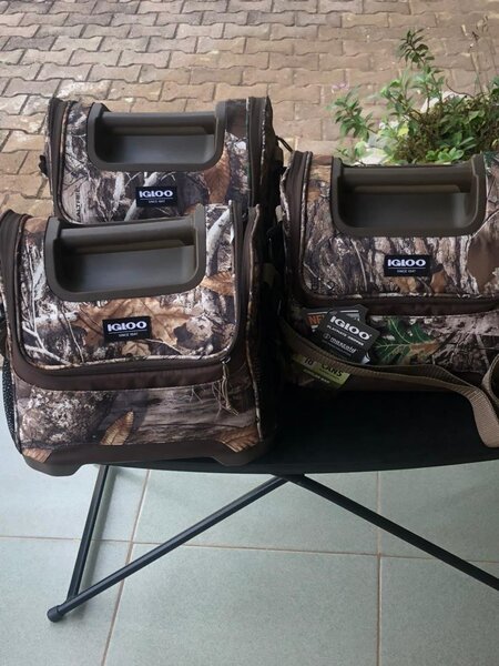 Igloo high quality Lunch box 18cans