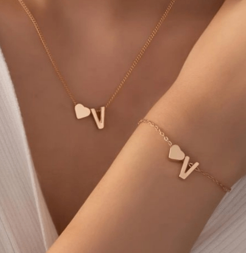 Collier et bracelet initiale coeur