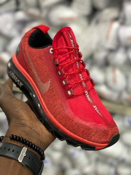 Baskets rouges Airmax