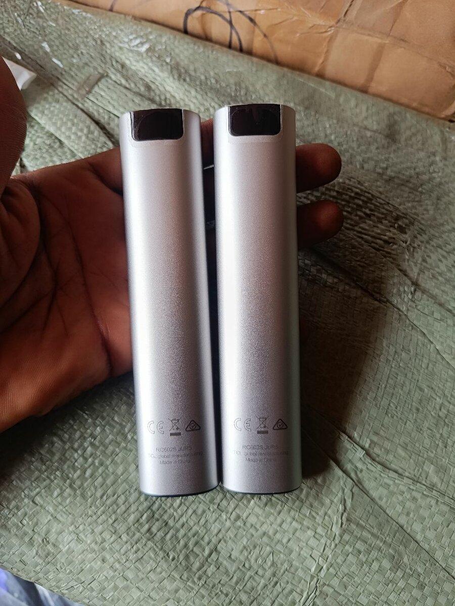 TCL androïde Originale en aluminium avec vocale