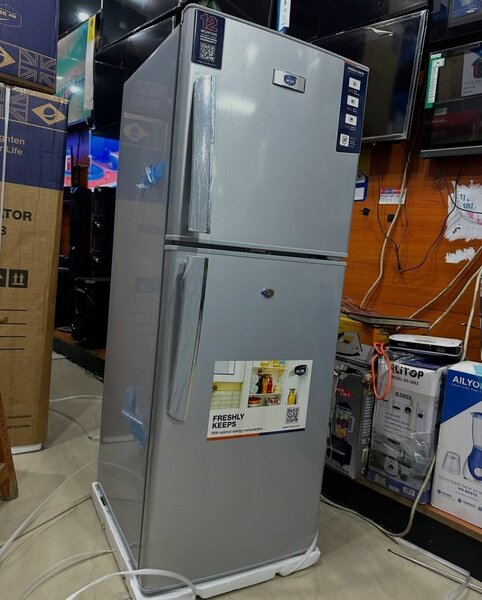 Uk Refrigerator Lita 138