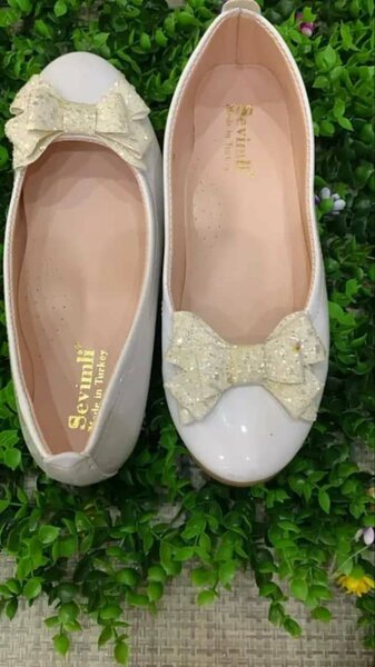 Ballerines élégantes avec nœud