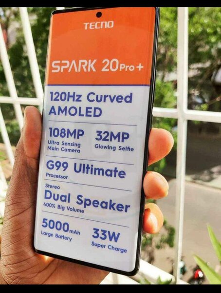 Tecno spark 20 pro plus