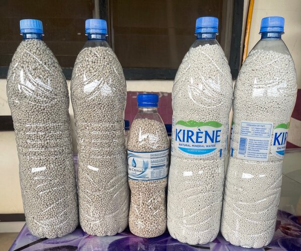 Granulés de mil ,maïs.