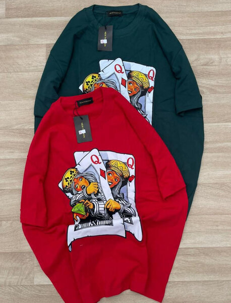 T-shirt imprimé carte reine