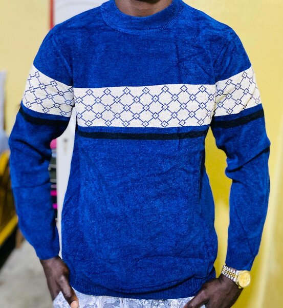 Pull bleu style élégant