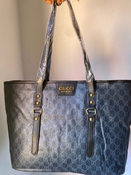 Black Gucci never full bag