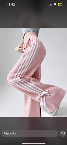Pantalon de sport rose à bandes