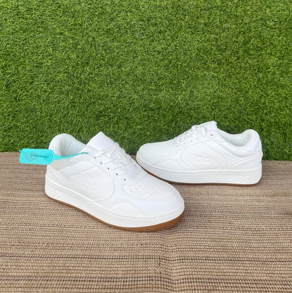 Alo baskets toutes blanches