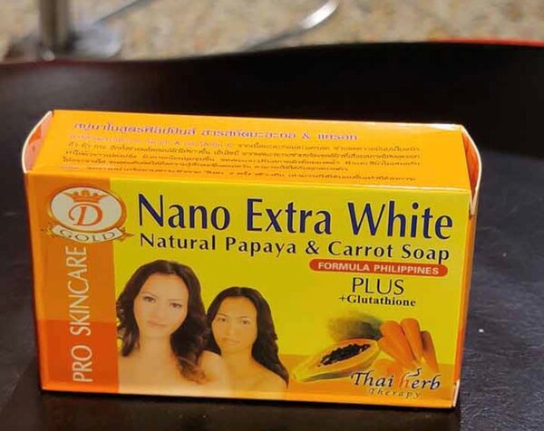 Nano Extra White Soap Papaya