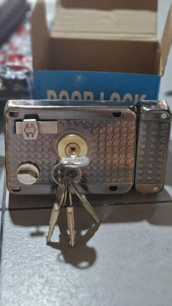 Verrou de porte robuste