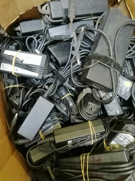 Chargeur ordinateur portable