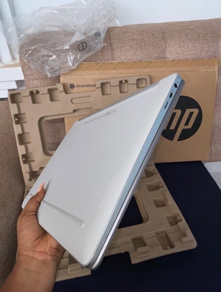 HP Chromebook 15a-na0007